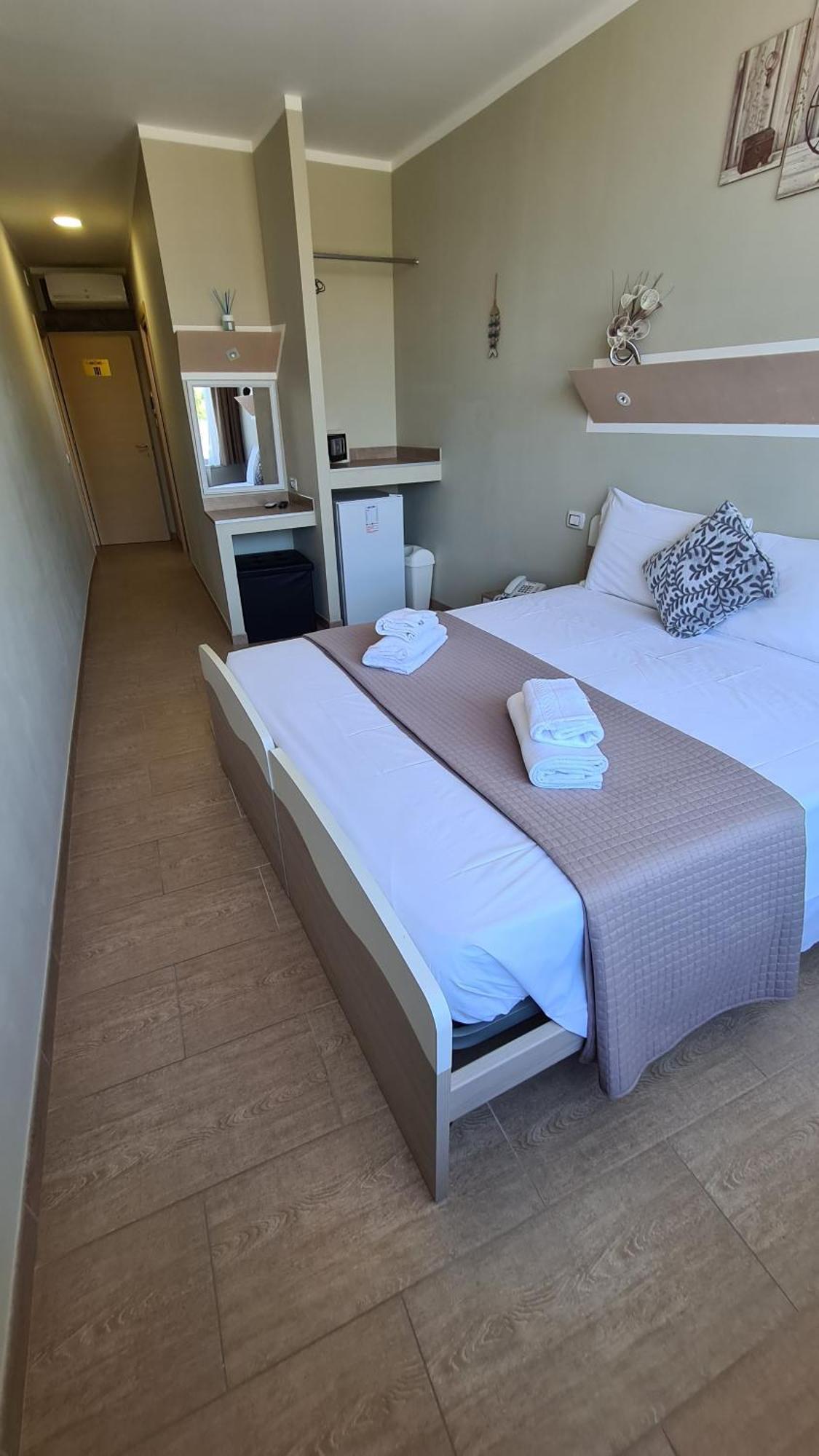 Atico Hotel Desenzano del Garda Room photo